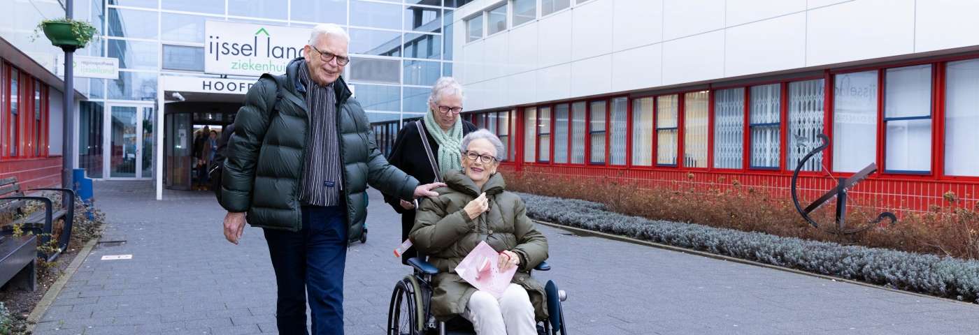 Hoofdingang IJsselland Ziekenhuis revalidatie en herstel